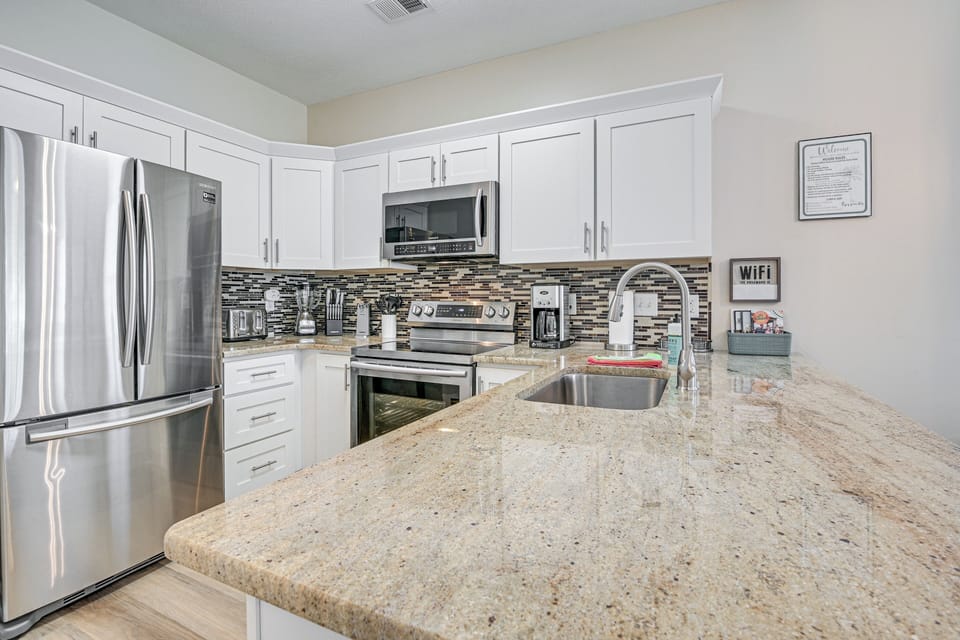 Fully Equipped Kitchen | Drip Coffee Maker | Blender