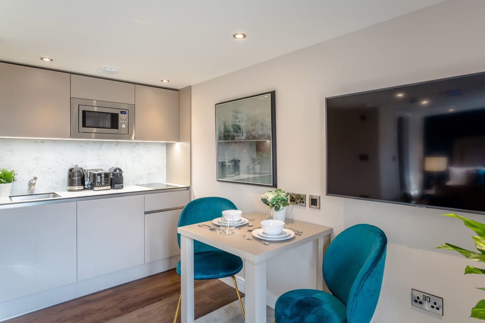 Calverton | Private kitchen | Coffee/tea maker, electric kettle
