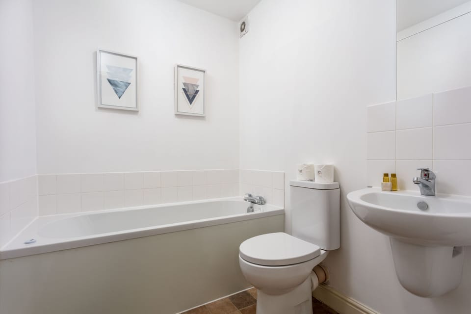 Elliot Suite No3 - Donnini Apartments Apartment in Ayr