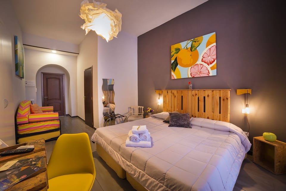 Junior Suite | Soundproofing, cribs/infant beds, free WiFi, bed sheets