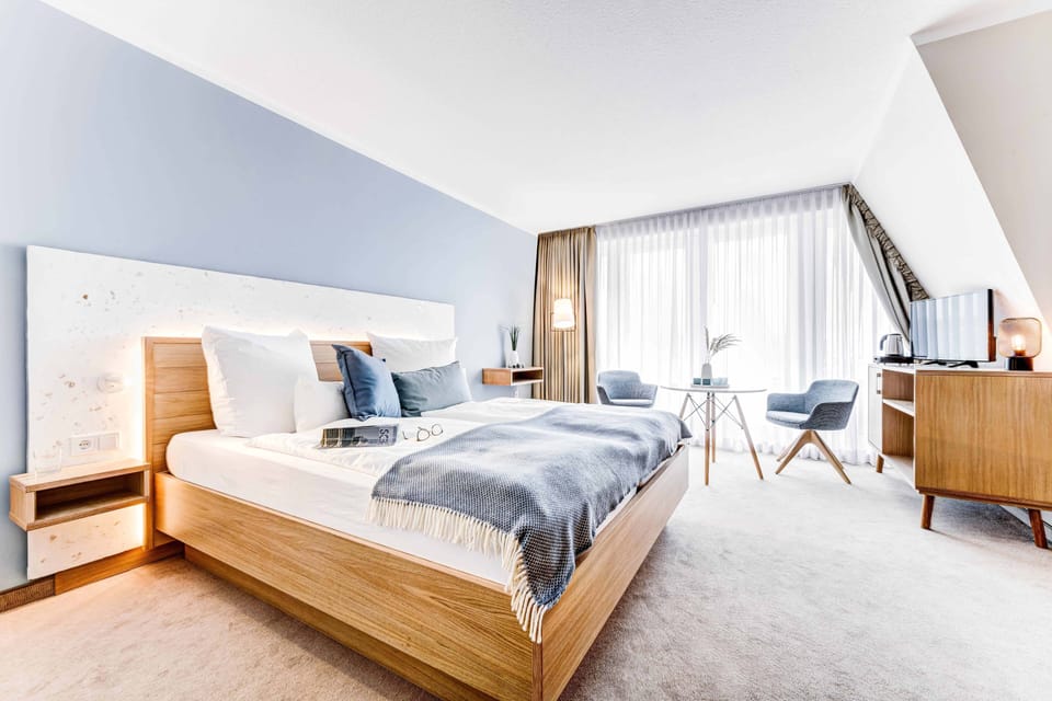 Classic Double Room | Premium bedding, minibar, in-room safe, desk