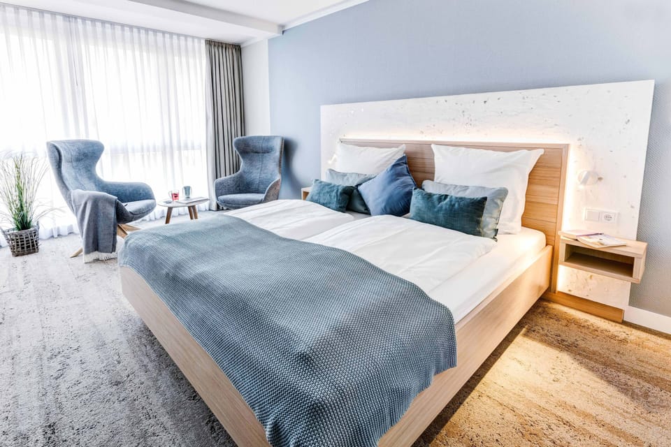 Comfort Double Room, Balcony | Premium bedding, minibar, in-room safe, desk