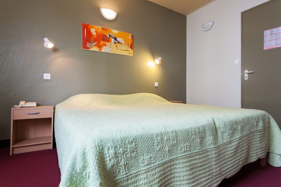 Double Room | Desk, rollaway beds, free WiFi