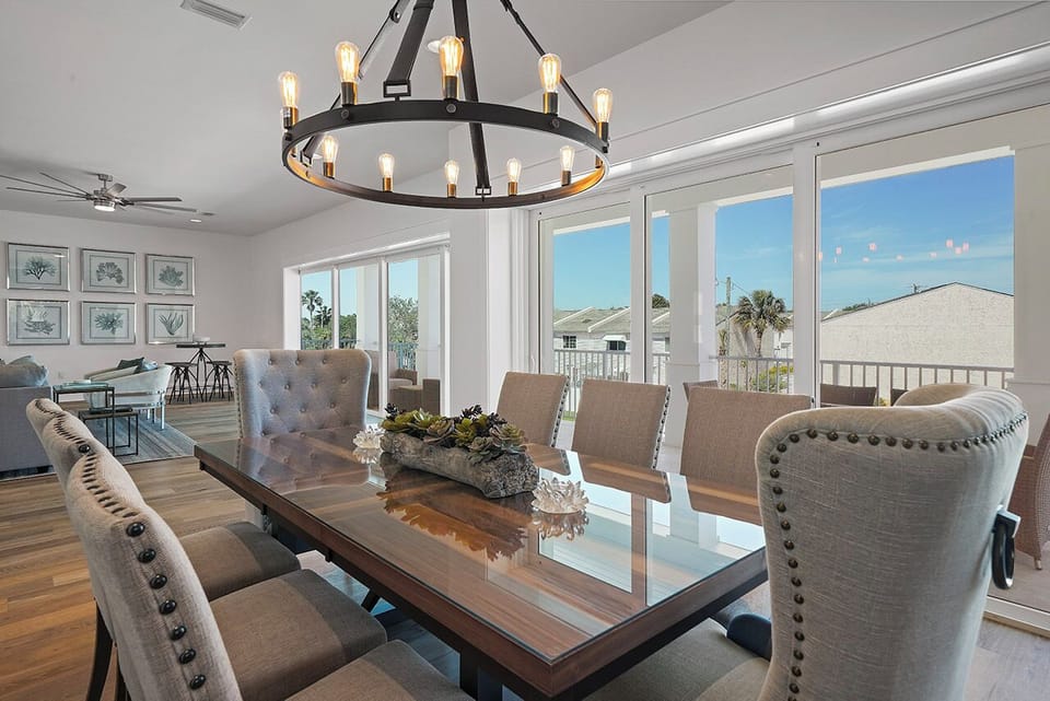 Castawaves - Miramar Beach - Dining Room
