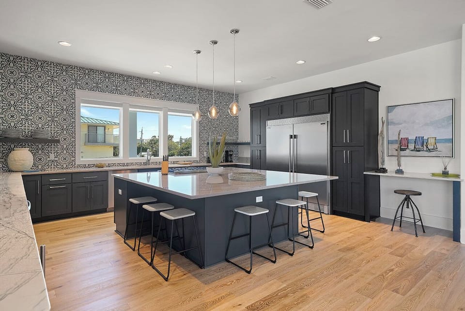 Castawaves - Miramar Beach - Kitchen