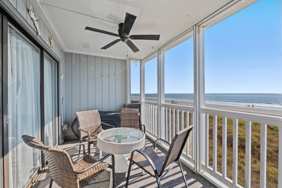 "Seas" the day on your screened-in oceanfront balcony.