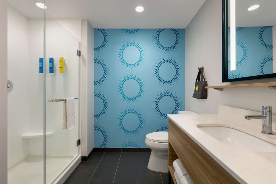 Bathroom shower