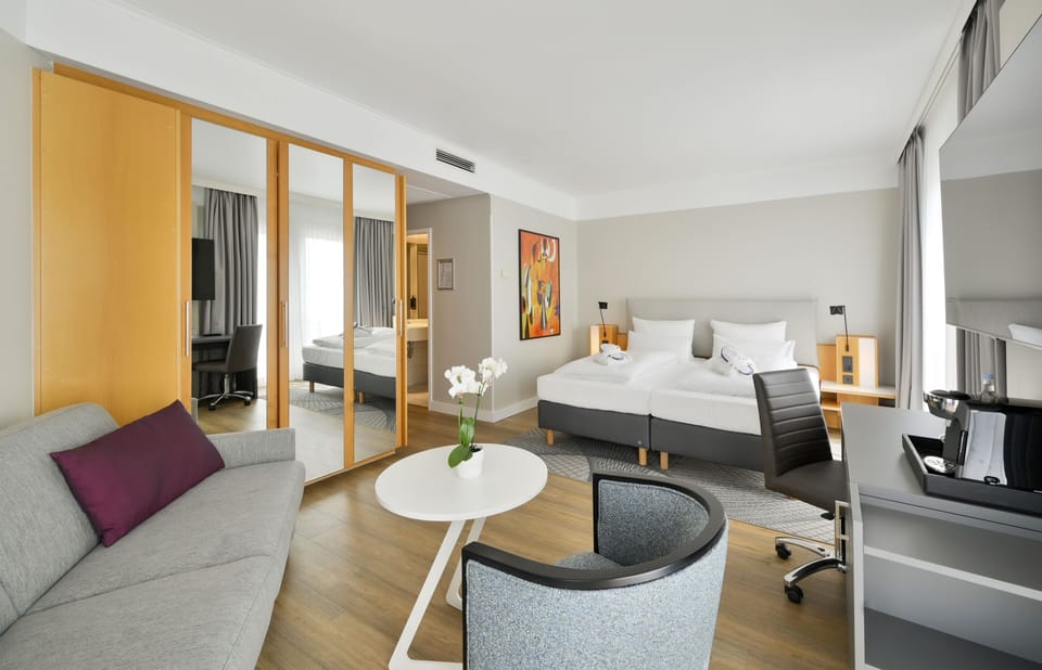 Superior Room, 2 Twin Beds | Premium bedding, in-room safe, desk, laptop workspace