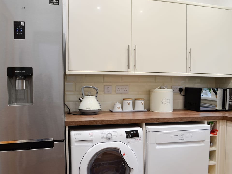 Kitchen | Rhona&rsquo;s Cottage, Abergavenny