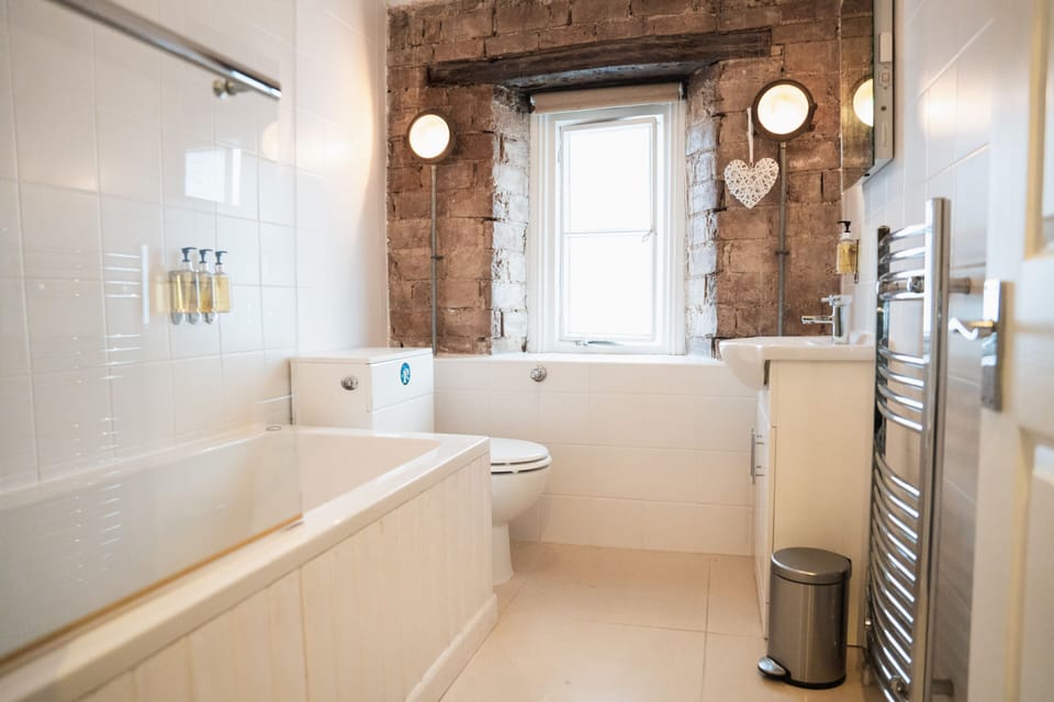 Traditional Double Room, Ensuite | Bathroom