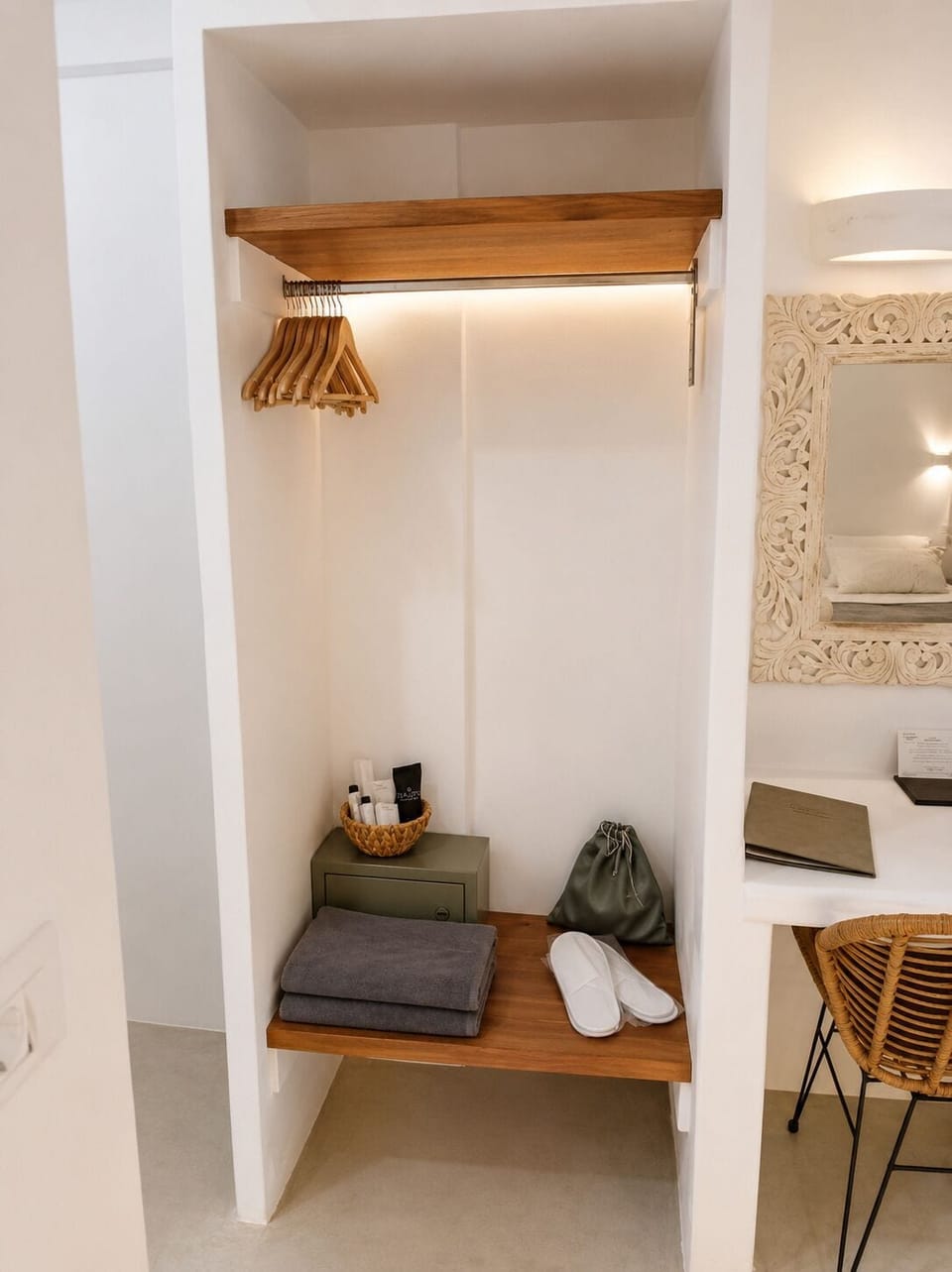 Junior Suite with Sea View | Pillowtop beds, in-room safe, desk, laptop workspace