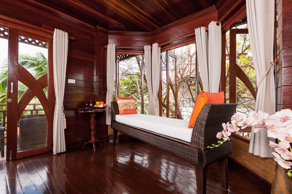 Suite, Garden View 2 Single  beds | In-room safe, individually decorated, free WiFi, bed sheets