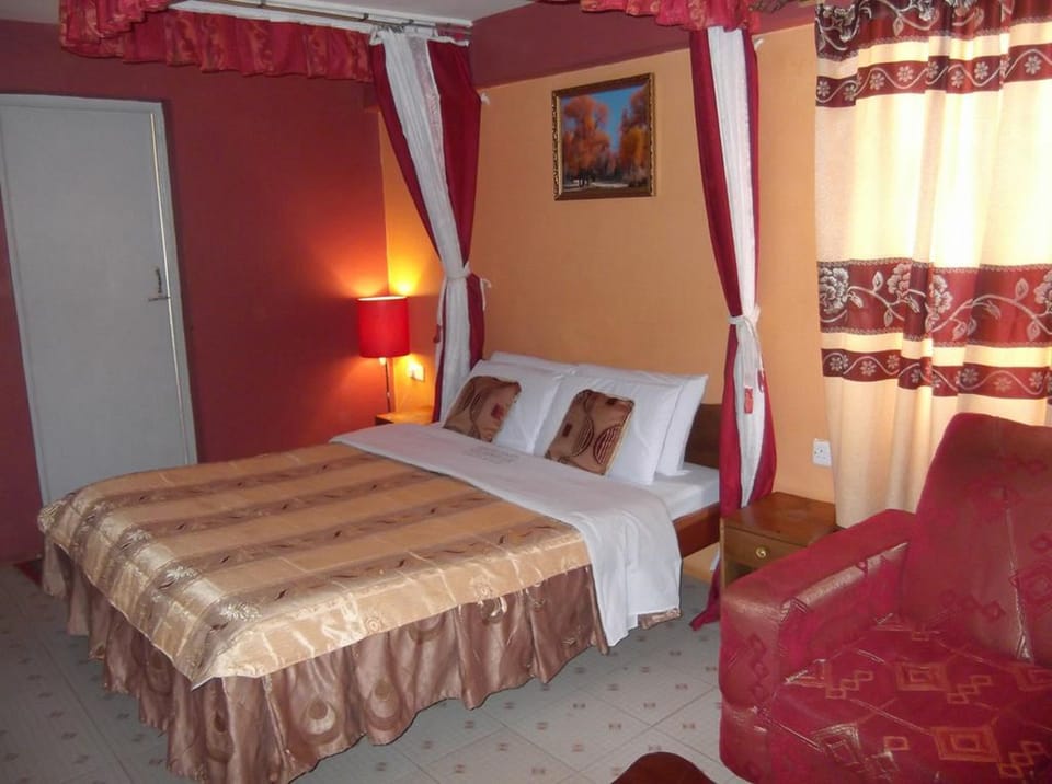 Deluxe Room | Memory foam beds, desk, blackout drapes, free WiFi