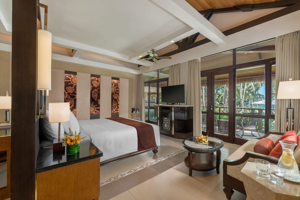Pool Villa (1 king bed or 2 single beds) | Premium bedding, in-room safe, desk, laptop workspace