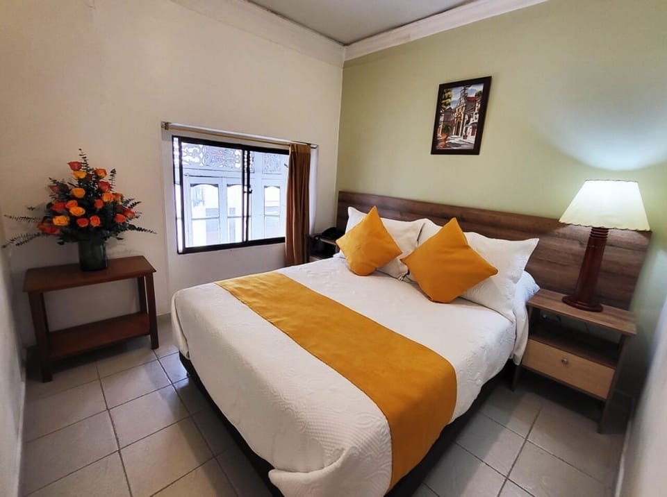 Basic Room | Premium bedding, minibar, desk, free WiFi