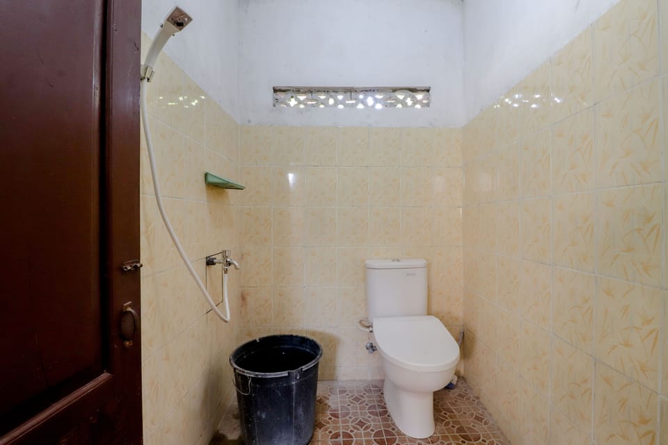 Double Room | Bathroom | Shower, towels