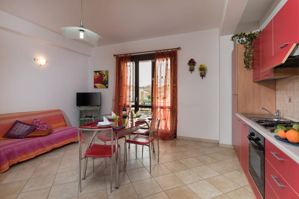 Apartment, 2 Bedrooms | Private kitchen | Fridge, oven, espresso maker