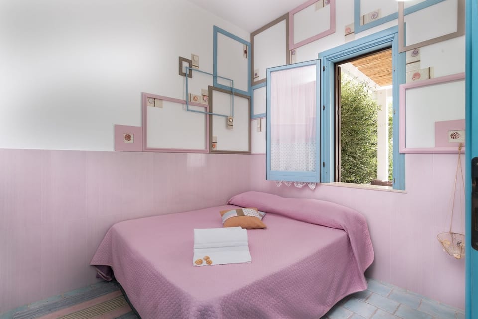 Apartment, 4 Bedrooms | 4 bedrooms, cribs/infant beds, free WiFi