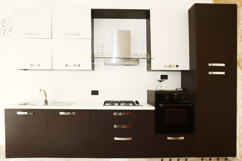 Apartment, 1 Bedroom | Private kitchen | Fridge, microwave, oven, stovetop