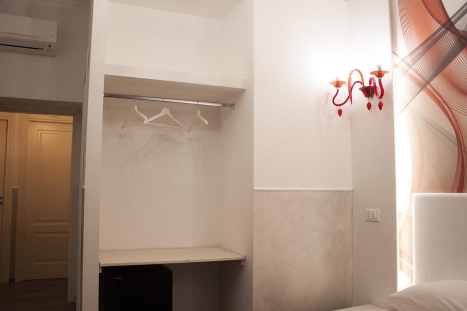In-room safe, desk, soundproofing, free WiFi
