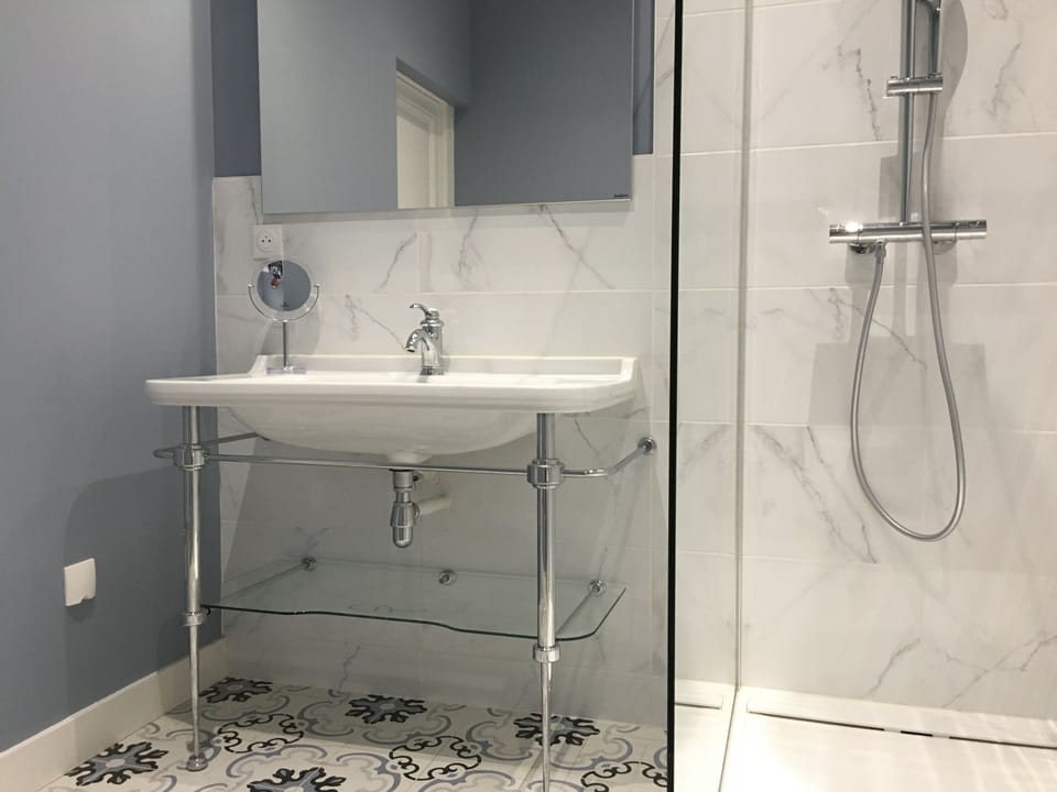 Grand Double Room, 1 King Bed, Garden View | Bathroom | Shower, rainfall showerhead, hair dryer, bathrobes