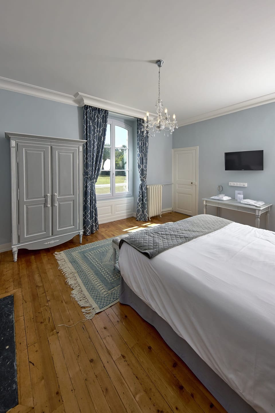 Panoramic Double Room, 1 King Bed, Garden View | Premium bedding, individually decorated, individually furnished, desk
