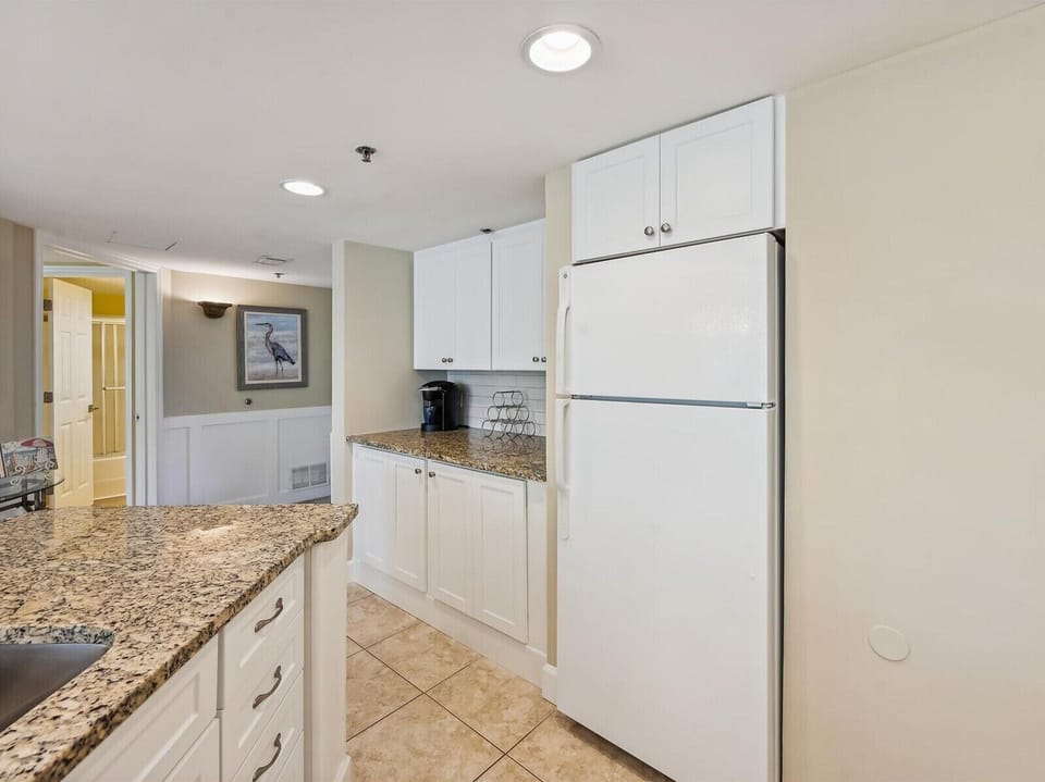 Kitchen at 2316 Villamare