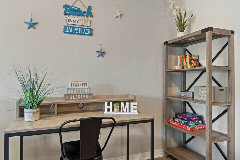 If you need to work, there is a desk available for you to use.