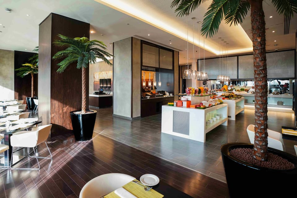 Daily buffet breakfast for a fee