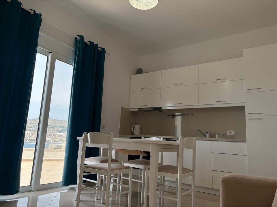 Exclusive Suite | Living area | 97-cm Smart TV with digital channels, printers