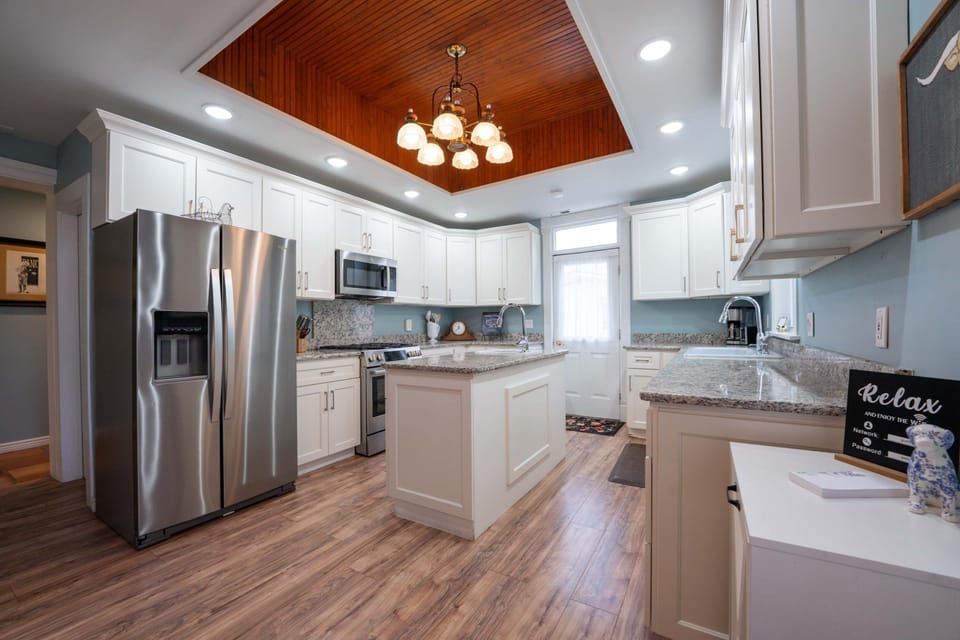 The beautiful kitchen will leave you lacking nothing needed to whip up your favorite meals