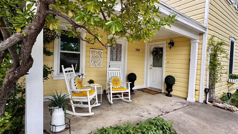 Do you have a desire to slow down and escape life's fast pace? Pull up a rocking chair, enjoy your morning cup of coffee, and watch the red hills come alive under the rising sun.