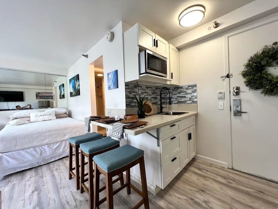 Kitchenette 
