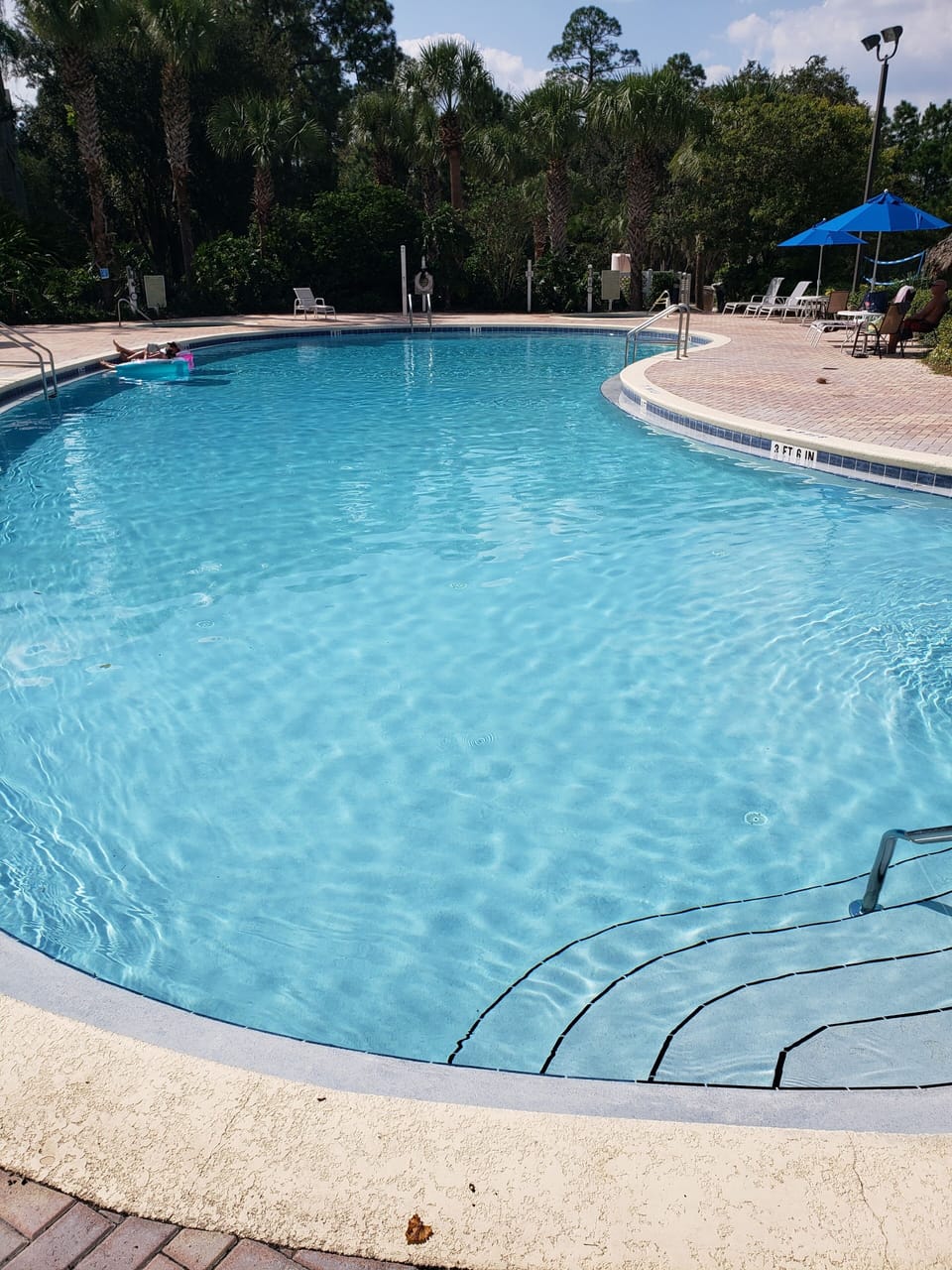 Tradewinds Pool