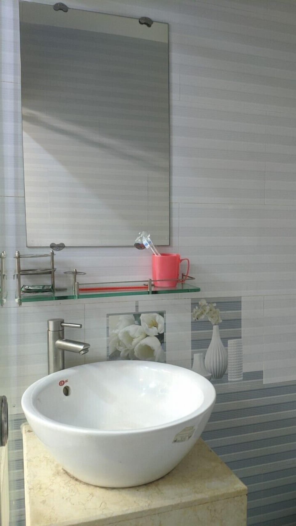 Deluxe Double Room | Bathroom sink