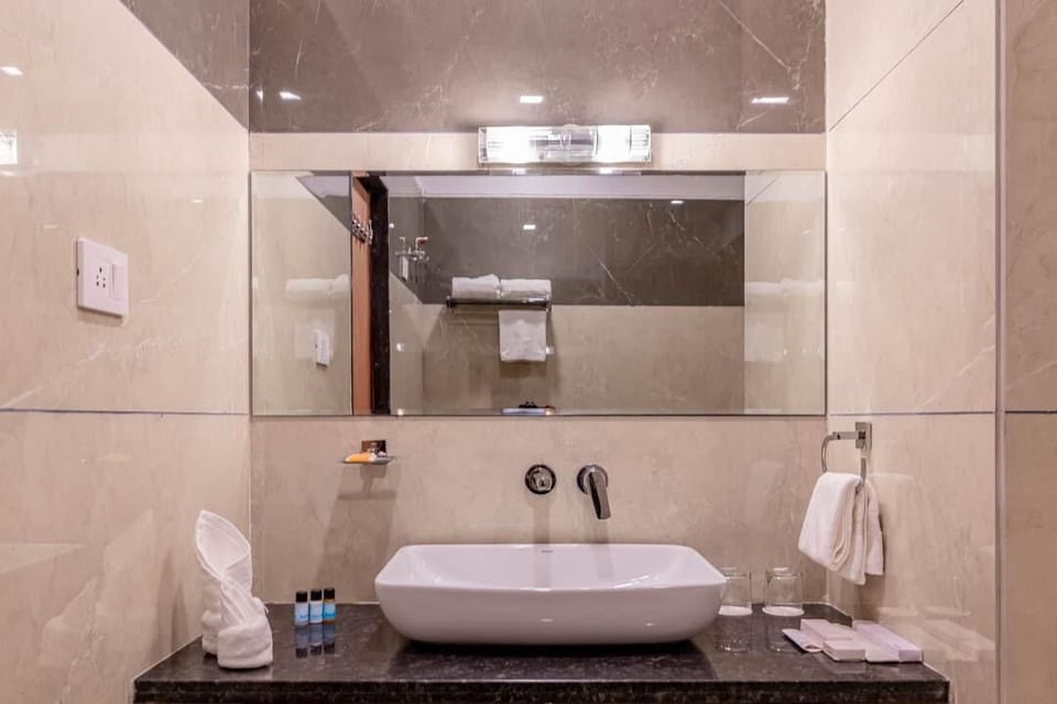 Bathroom sink