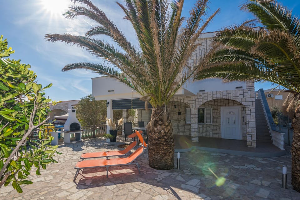 BBQ/picnic area