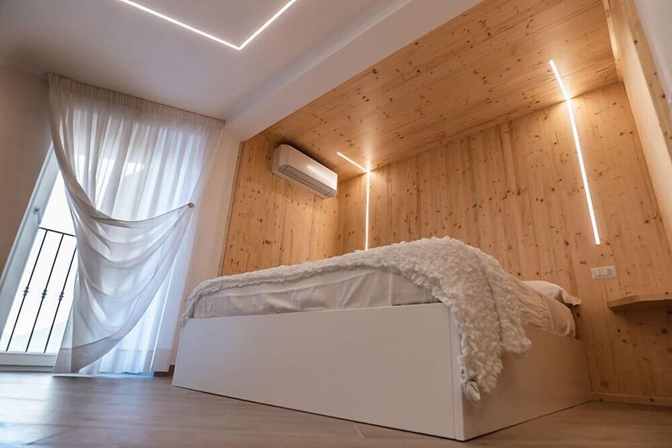 Standard Double Room (Sophia Loren) | In-room safe, desk, soundproofing, free WiFi