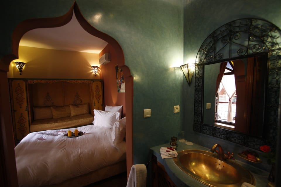 Shower, free toiletries, hair dryer, bathrobes