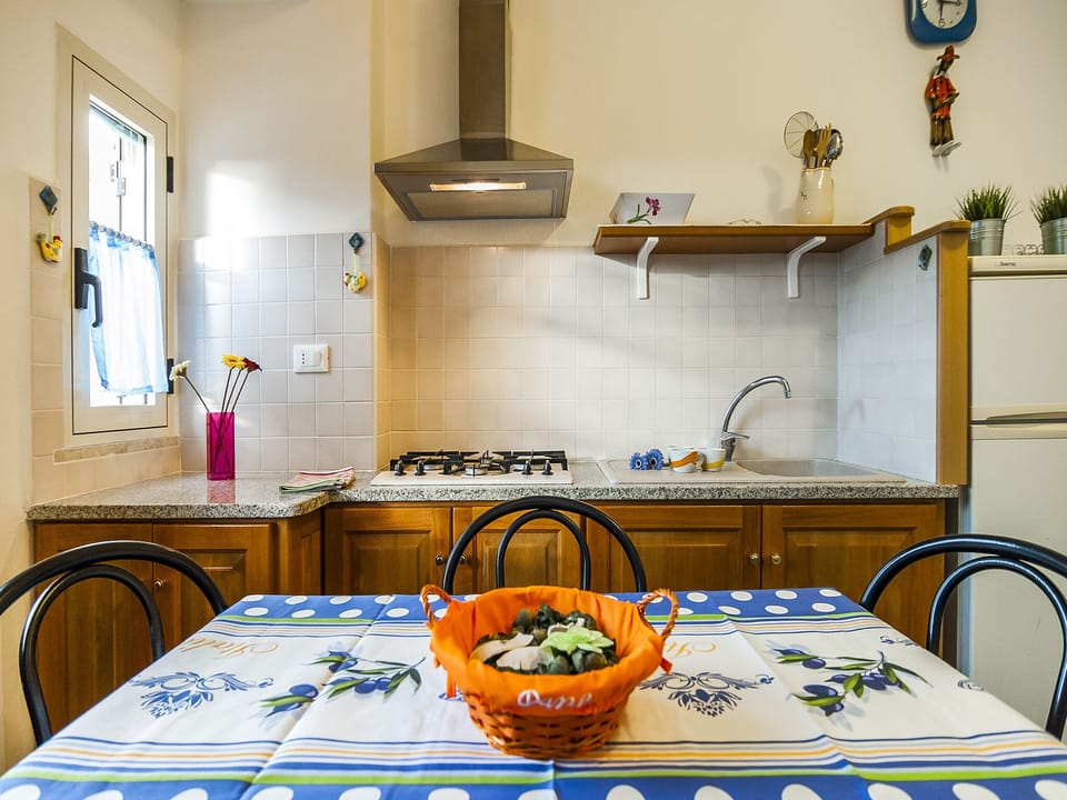 Studio | Private kitchen | Fridge, microwave, stovetop, espresso maker