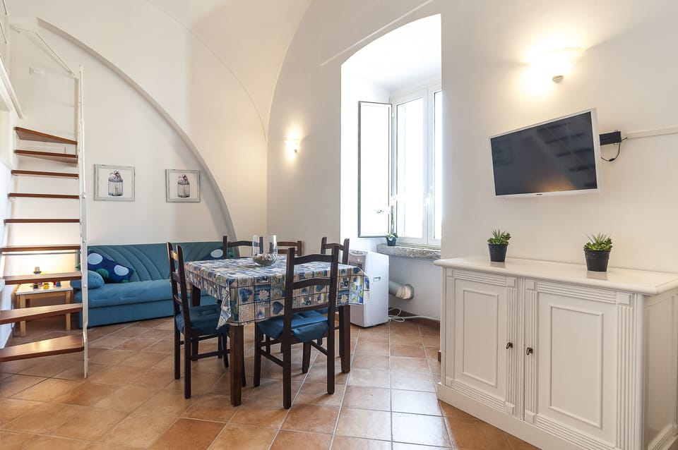 Apartment, 1 Bedroom | In-room dining
