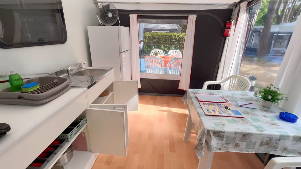 Full-size fridge, microwave, stovetop, espresso maker