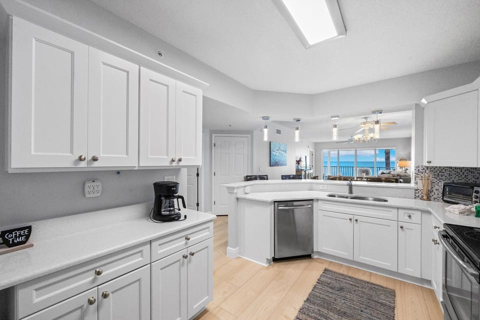 The Tides 266 Kitchen