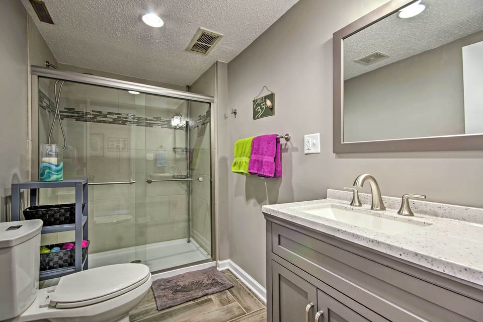 Full Bathroom