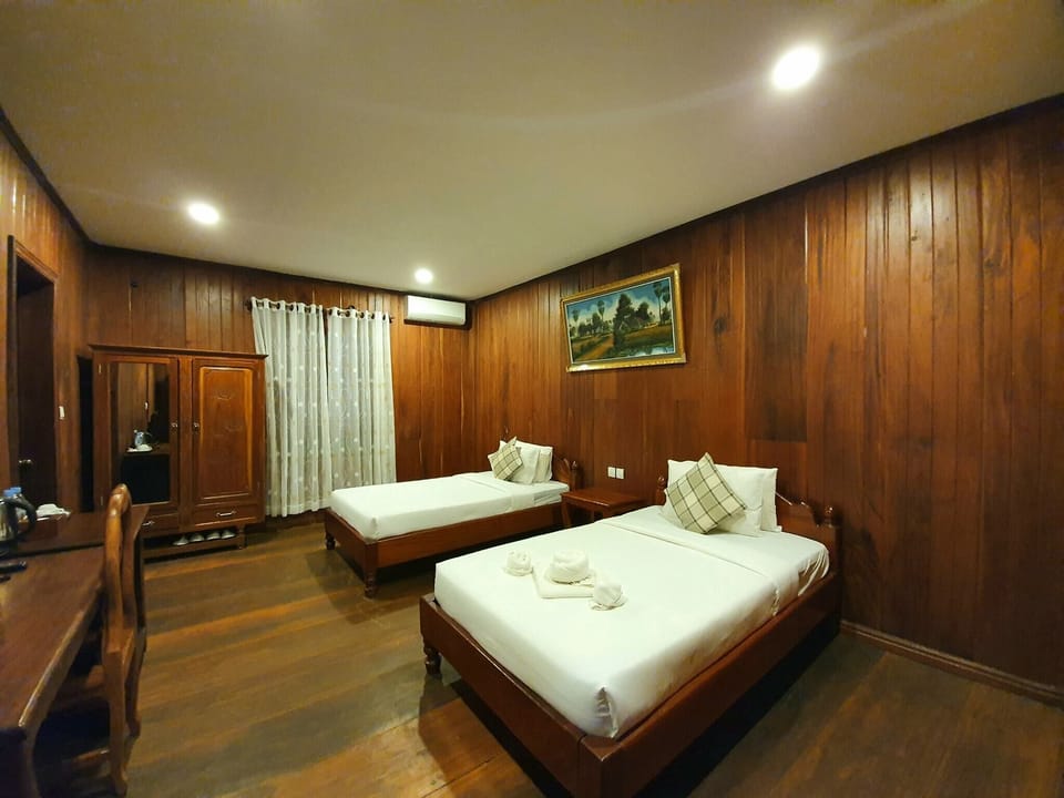 Superior Twin Room | Minibar, desk, free WiFi