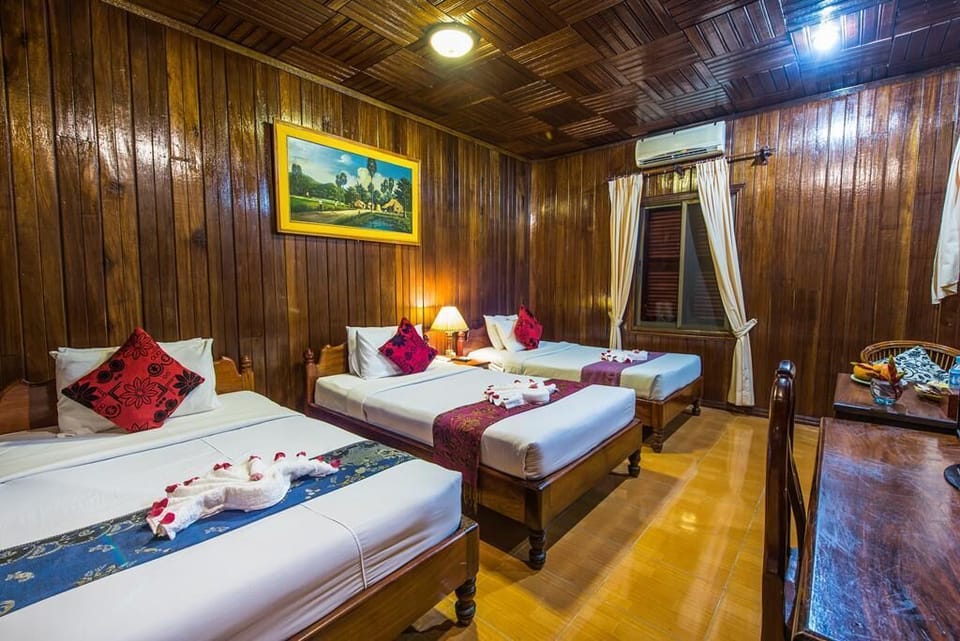 Standard Triple Room | Minibar, desk, free WiFi