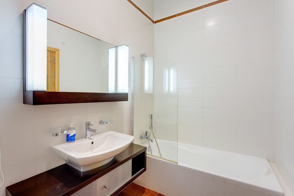 Superb Apartment IN Fort Cambridge With Pool Apartment in Sliema
