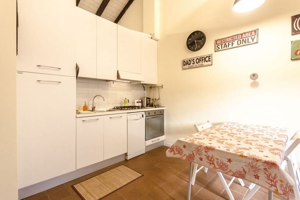 Apartment, 1 Bedroom | In-room dining
