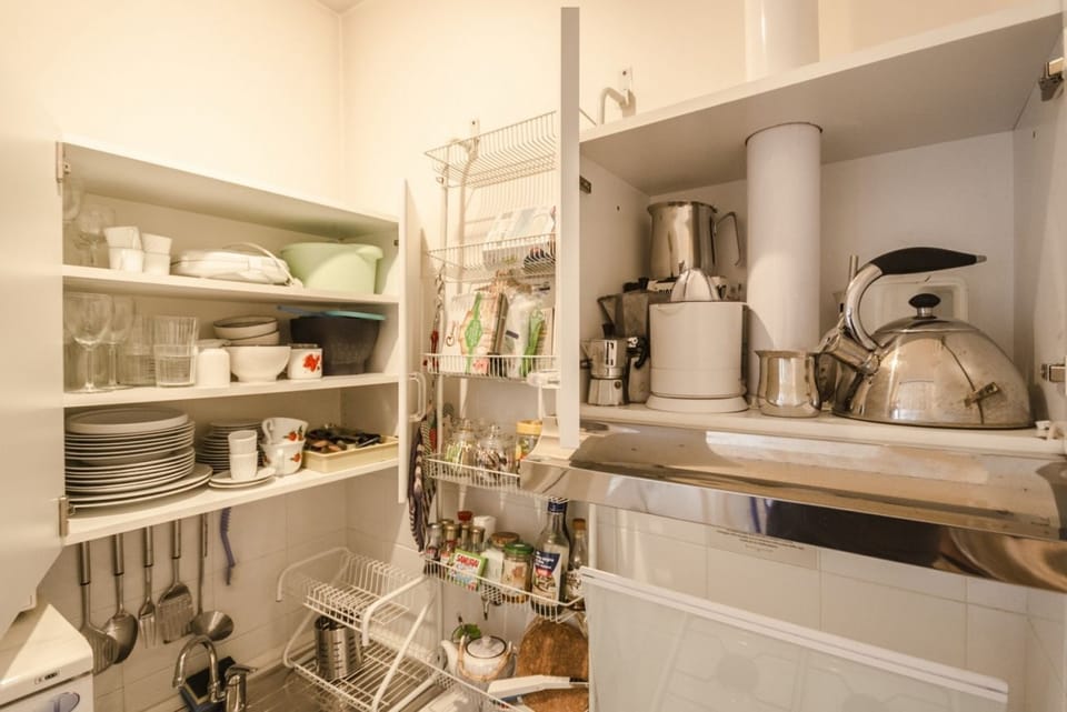 Apartment, 2 Bedrooms | Private kitchen | Full-size fridge, microwave, oven, stovetop