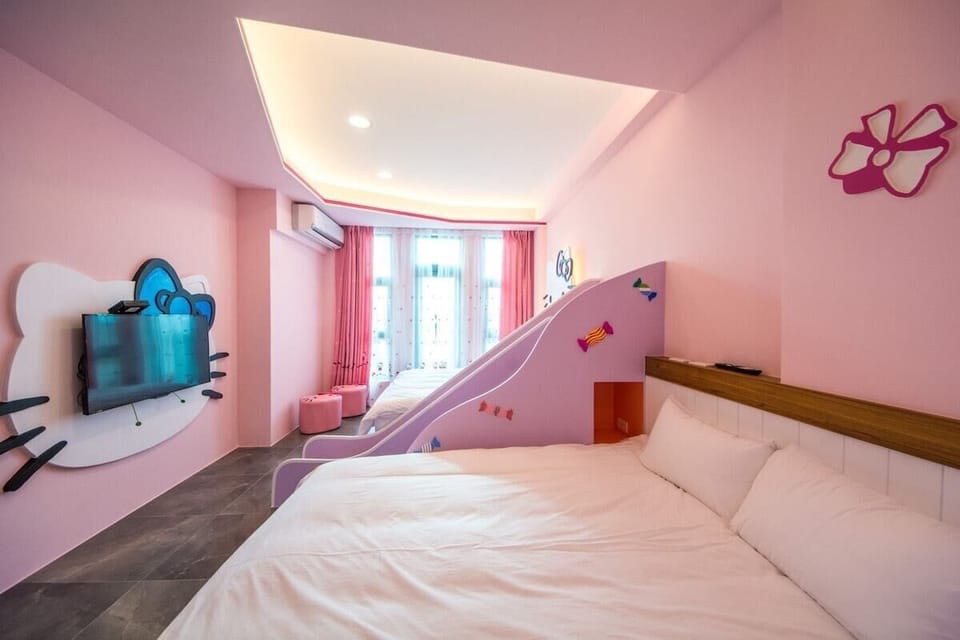Deluxe family room | Free WiFi